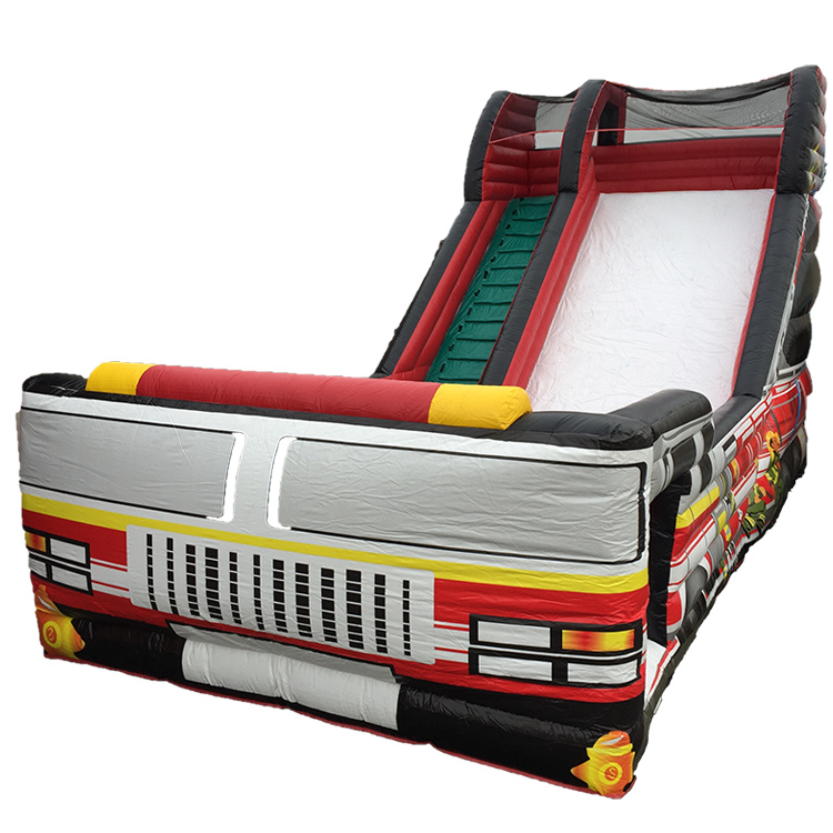 ワクワク遊具 消防車スライダー